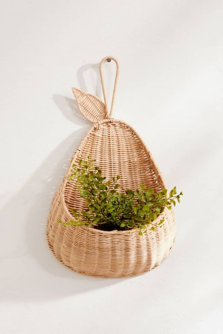 Wicker basket deals hanging